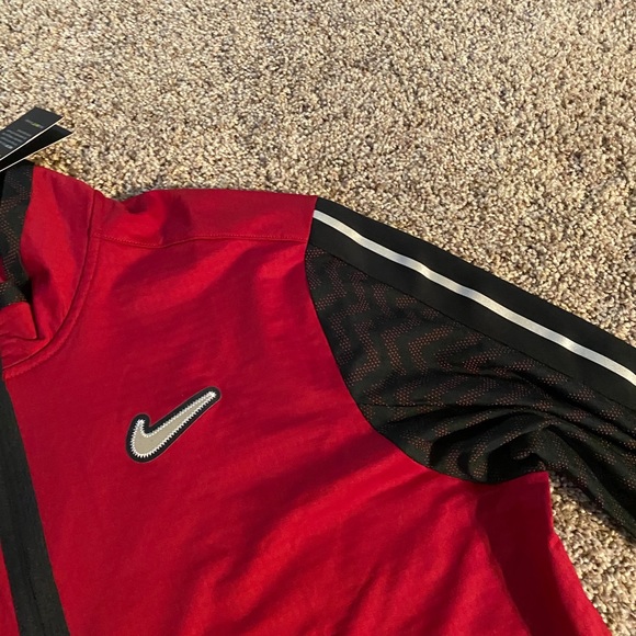Nike running pullover - Picture 2 of 3
